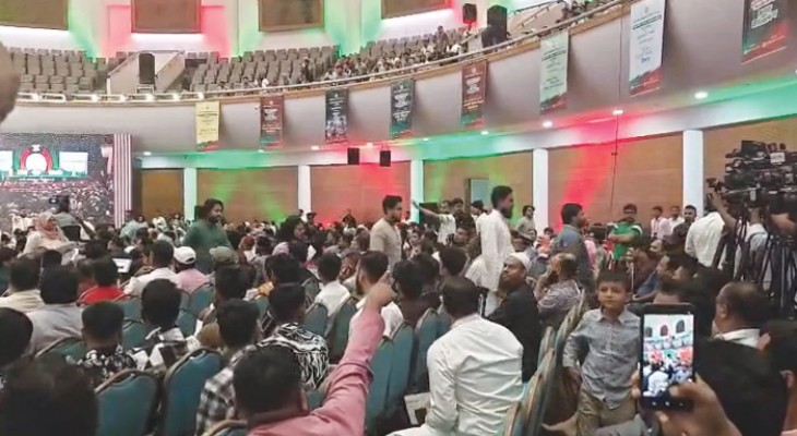 জুলাই শহীদ পরিবার ও জুলাইযোদ্ধাদের সংবর্ধনা অনুষ্ঠান বয়কট করলেন এনসিপি নেতারা